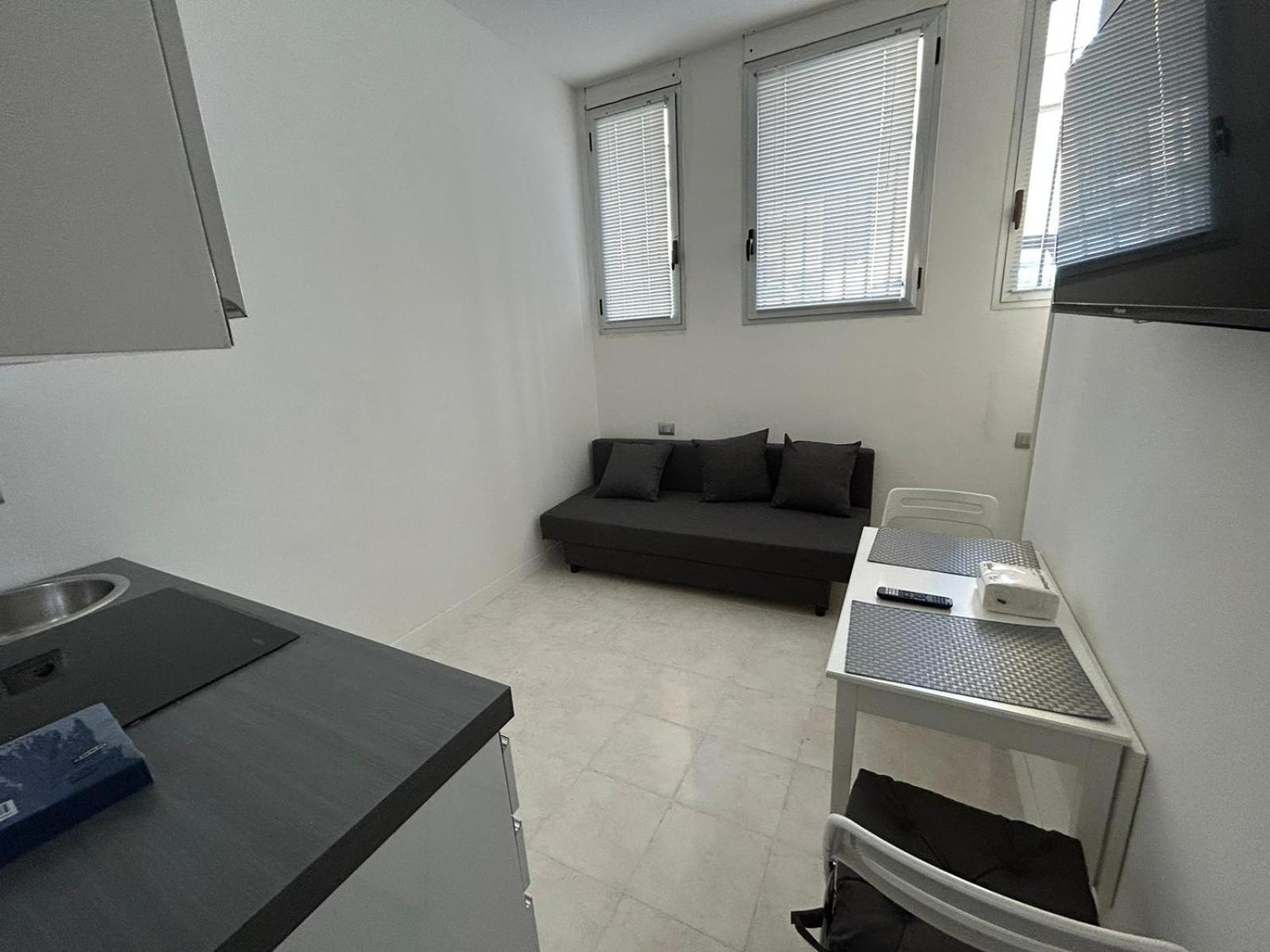 Elegant Studio Milan Exterior photo